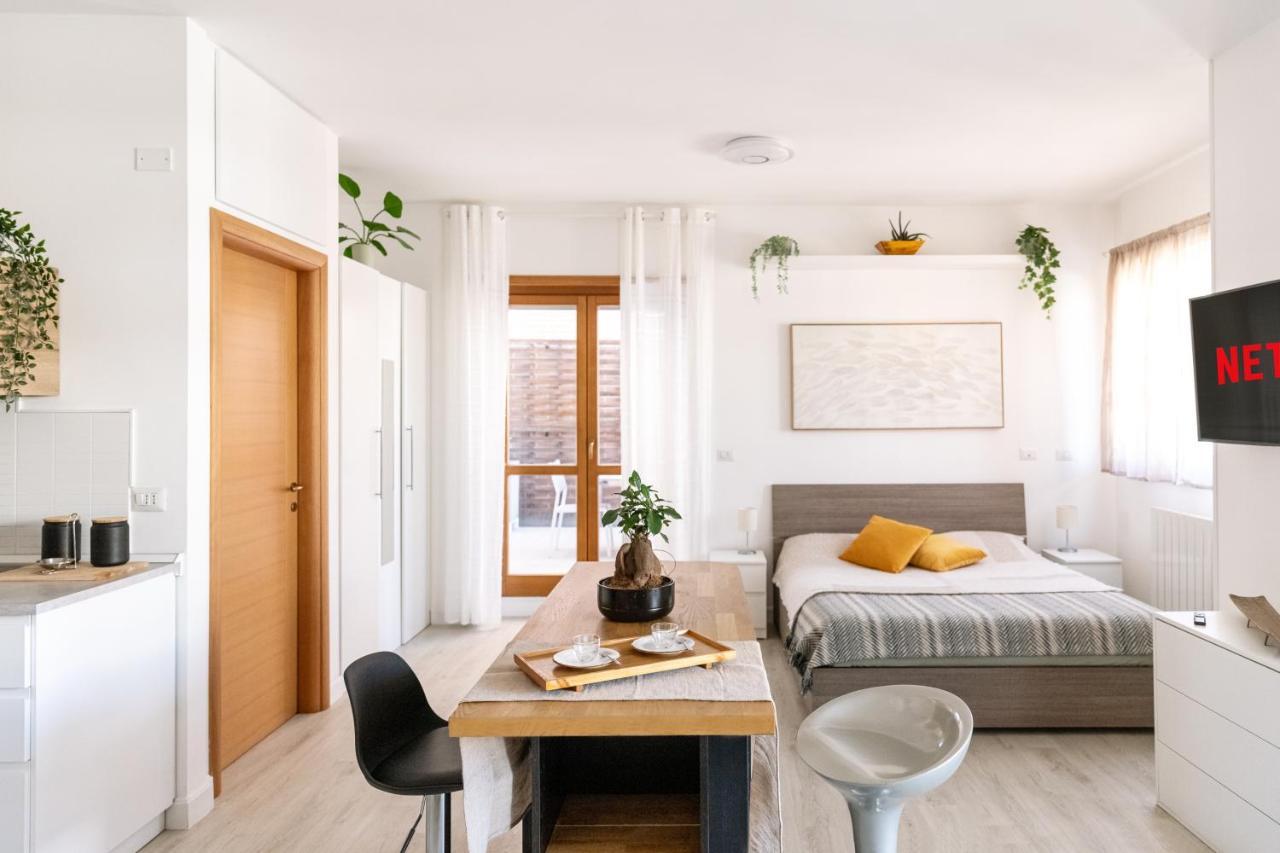 Loft Con Terrazzo - 3 Min Dalle Autostrade By FollowgreenhouseРим Экстерьер фото